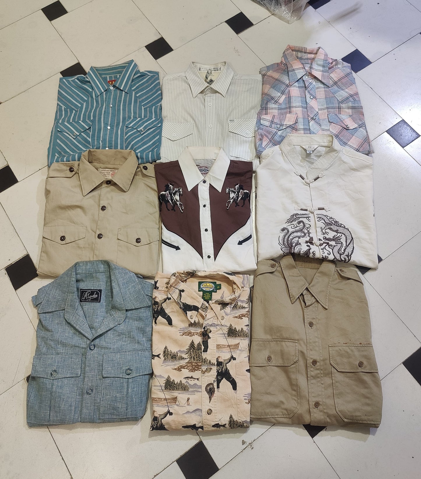 11 Mixed Vintage Shirts – Wholesale Bundle | Grade A/B (80/20) | Sizes S–XL Video Preview