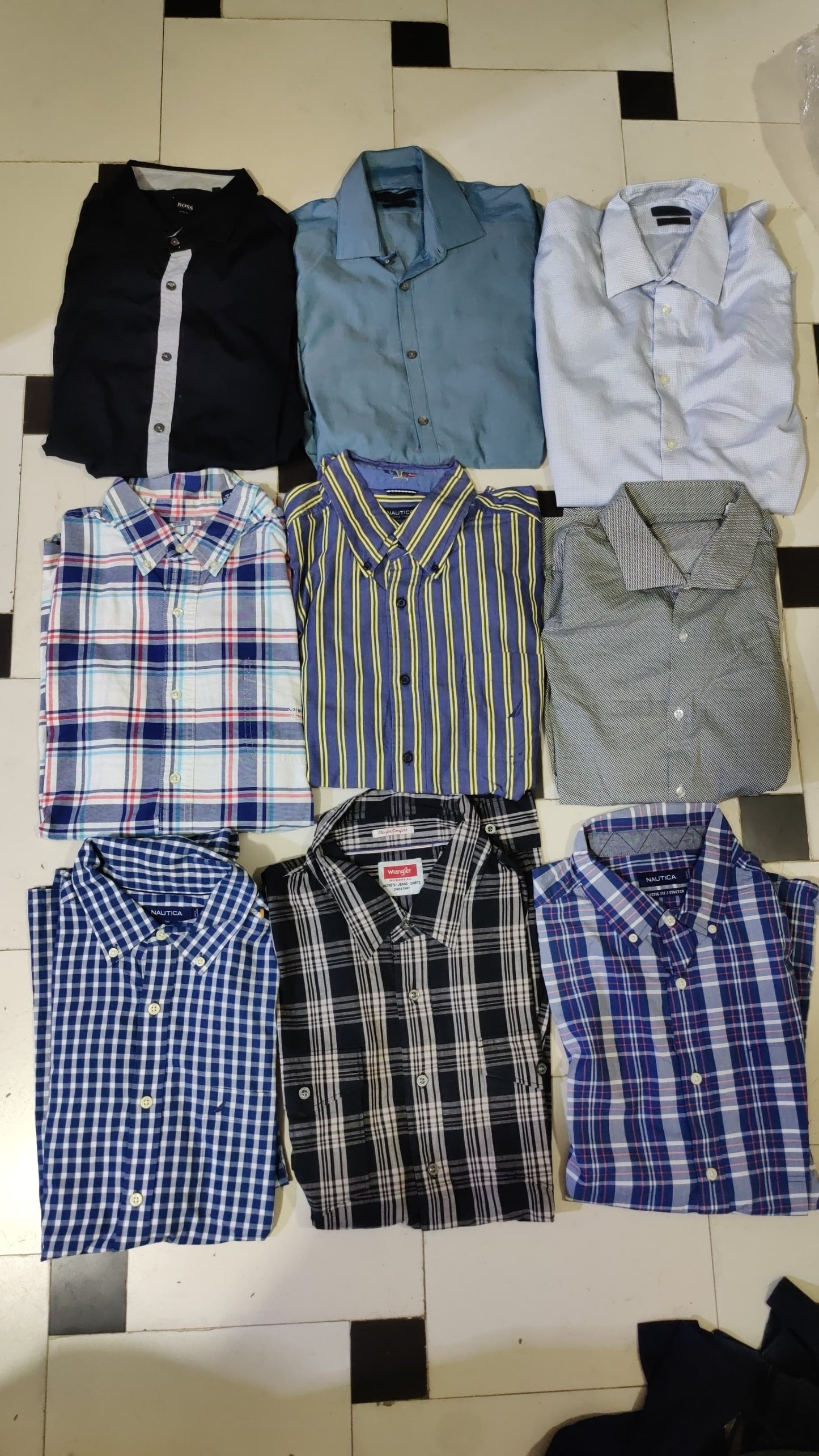 25 Mixed Vintage Shirts β Wholesale Bundle | Grade A/B (80/20) | Sizes Mβ2XL Video Preview