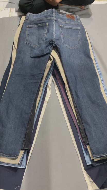 Lee Men Vintage Jeans Mix | 14 Pcs | Sizes 30-38 | A/B Grade