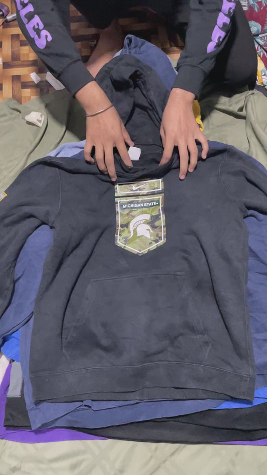 Nike Hoodie Zipper & Sweatshirt Men | 17 Pieces | Sizes XS–XL |